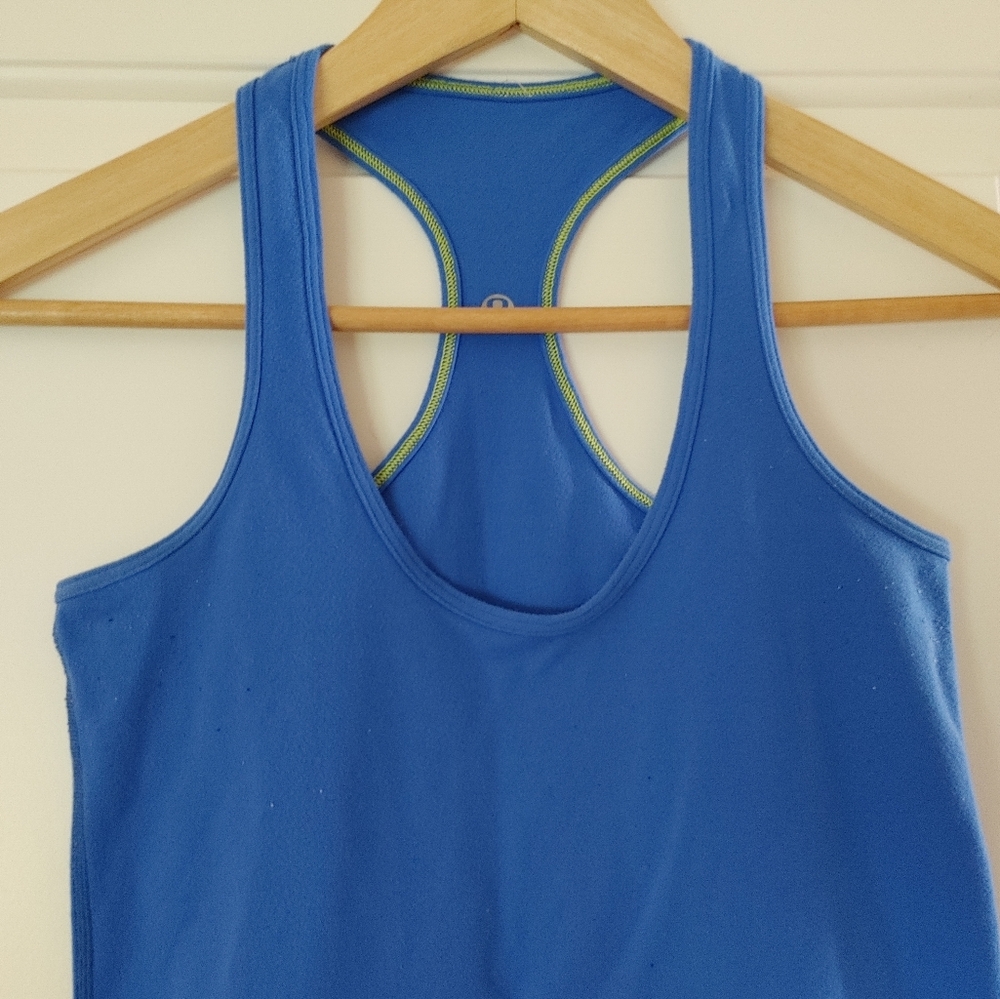 Lululemon Poolside Blue Racerback Tank Top ~ Size 6? - Picture 4 of 7